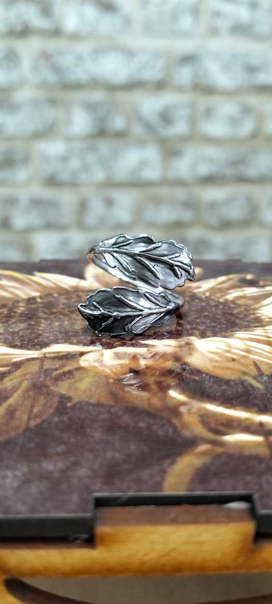 Leaf ring