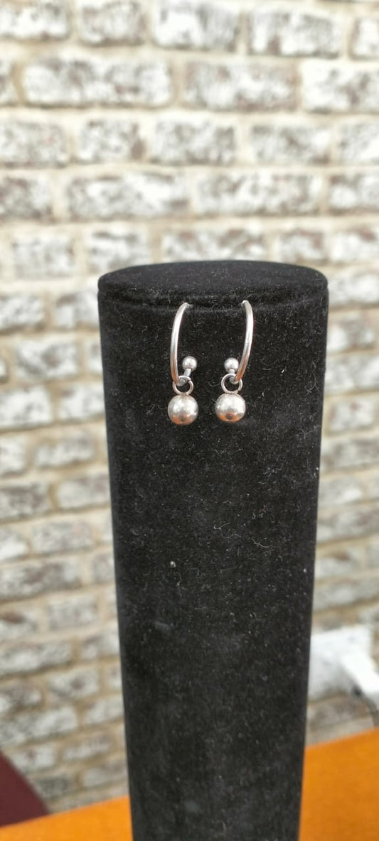 Hoop ball earrings stainless steel