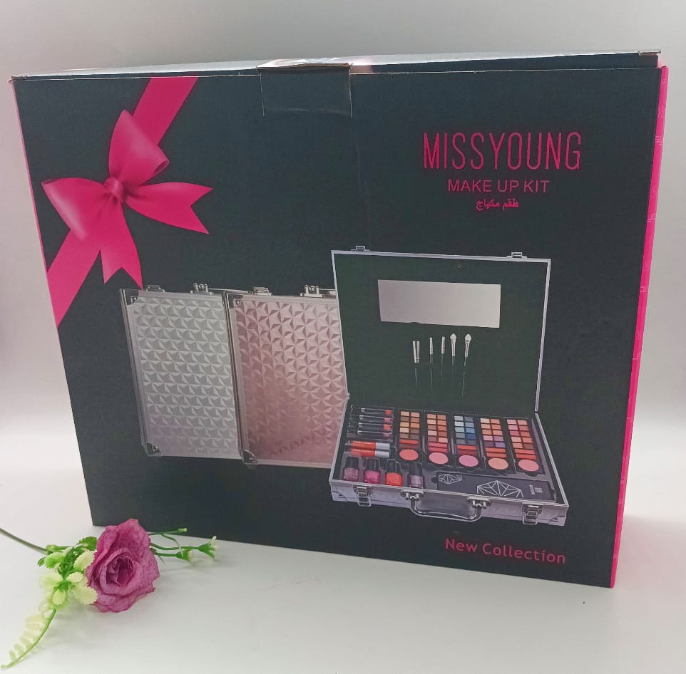 GM18364 Makeup Kit