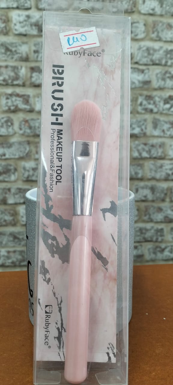 Ruby face make up brush PK08